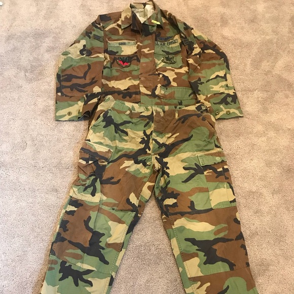 Camo suit - Picture 1 of 6